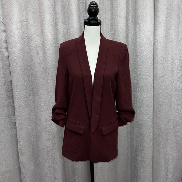 Zara Jackets & Blazers - Zara Burgundy Red Ruched Sleeves Oversized Masculine Open Front Blazer